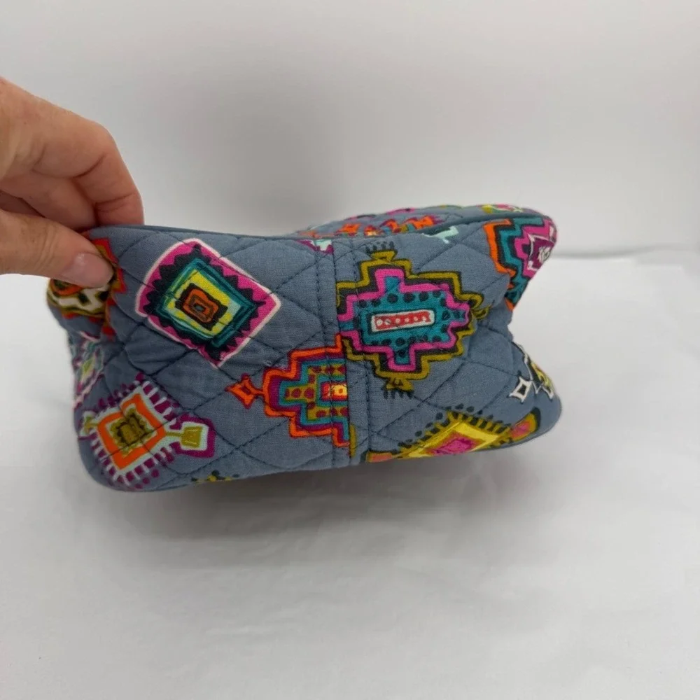 Vera Bradley *fast quilted white